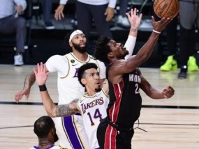 上面三个火下面一个木:NBA总决赛湖人VS热火精彩集锦，热血对决，荣耀时刻