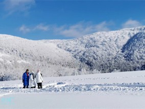 中国雪谷筹备开园迎冰雪游 亚冬会前夕备受瞩目